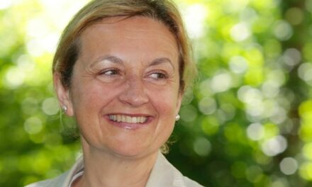 Dr. Cassandra Zwaan-Gagenel, Director medical, Federația WDH Midden Nederland: Sistemul românesc ar trebui să interzică vânzarea liberă de antibiotice în farmacii